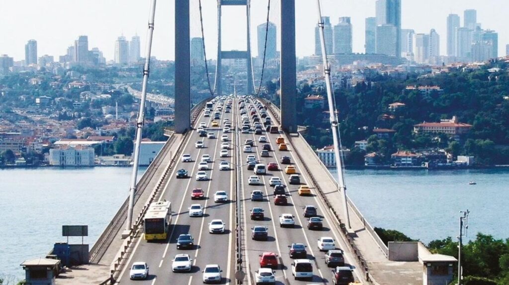 Otoyol ve Köprü Geçiş Ücretleri 2025 Ne Kadar Oldu? 2 Otoyol ve Kopru Gecis Ucretleri3